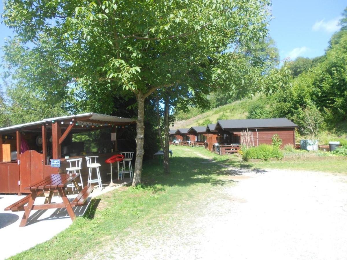 "Le Maloya" Chalets Independants -Chambre Balneo - Relais Motards Лакон Экстерьер фото