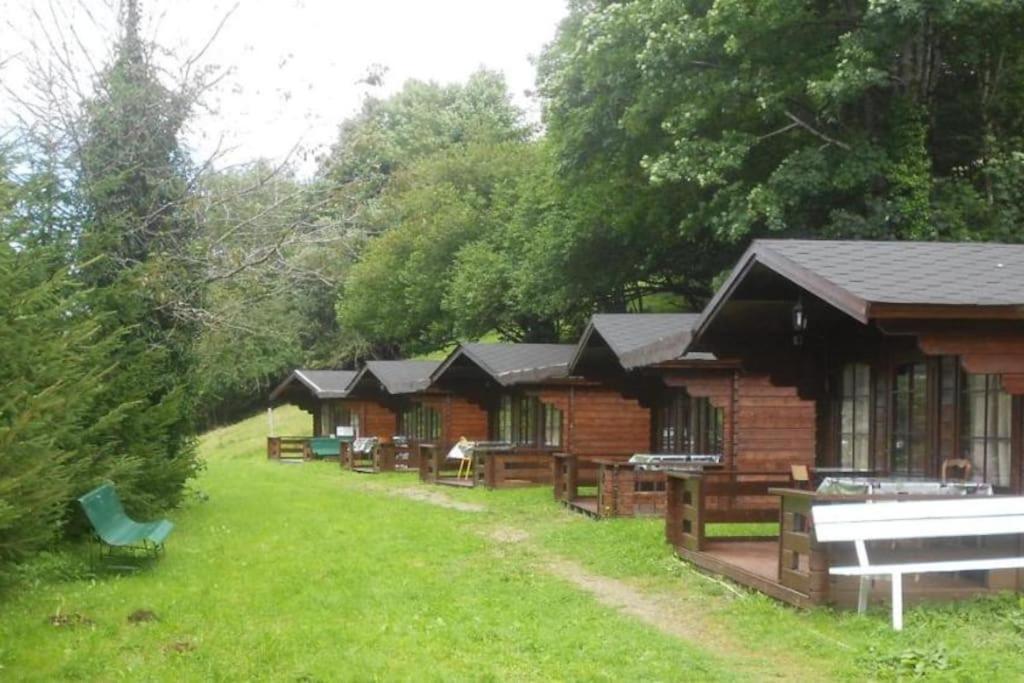 "Le Maloya" Chalets Independants -Chambre Balneo - Relais Motards Лакон Экстерьер фото