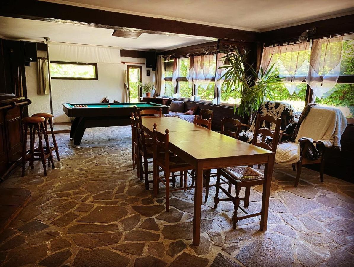 "Le Maloya" Chalets Independants -Chambre Balneo - Relais Motards Лакон Экстерьер фото