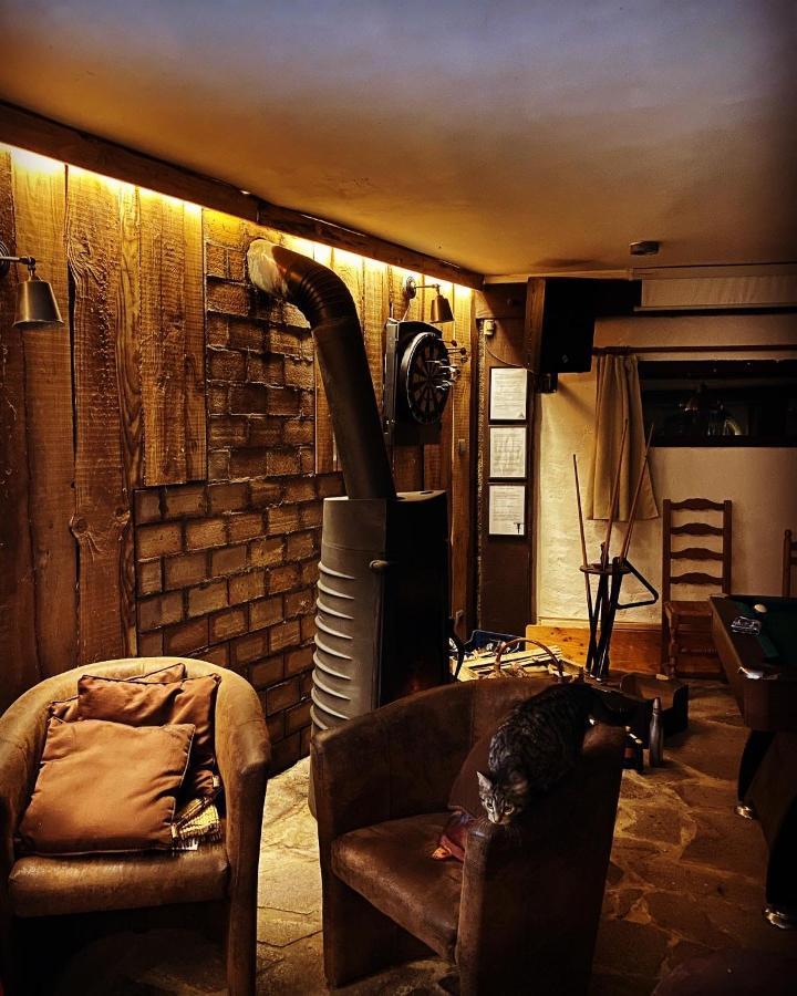 "Le Maloya" Chalets Independants -Chambre Balneo - Relais Motards Лакон Экстерьер фото