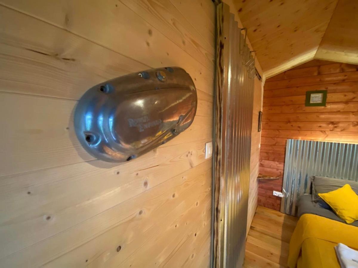 "Le Maloya" Chalets Independants -Chambre Balneo - Relais Motards Лакон Экстерьер фото