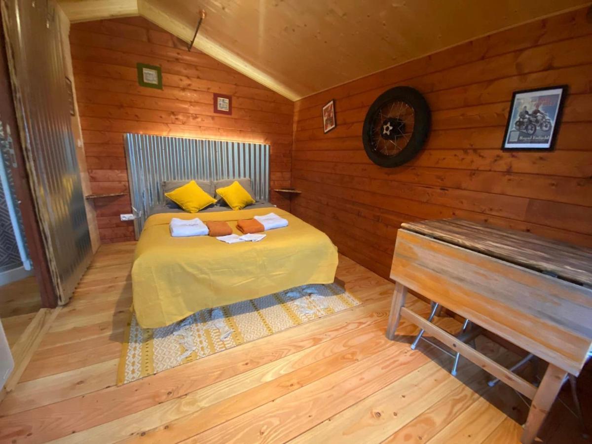 "Le Maloya" Chalets Independants -Chambre Balneo - Relais Motards Лакон Экстерьер фото