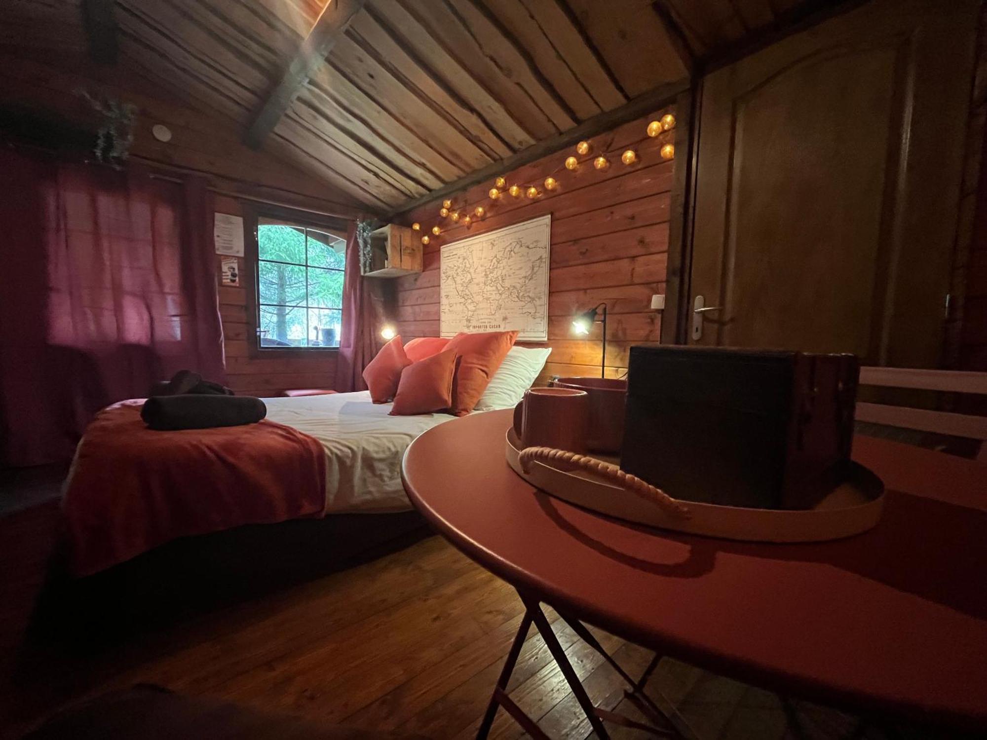 "Le Maloya" Chalets Independants -Chambre Balneo - Relais Motards Лакон Экстерьер фото